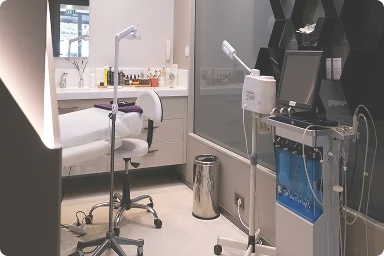 Medical Centres (GP Surgeries, Clinics)